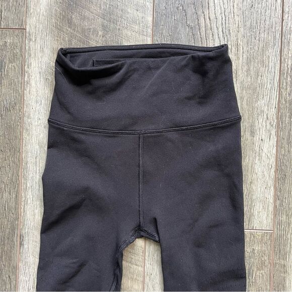 Lululemon High Rise Reveal Precision Tights in Black Size 2 Laser Cut Mesh Leg - Picture 5 of 12